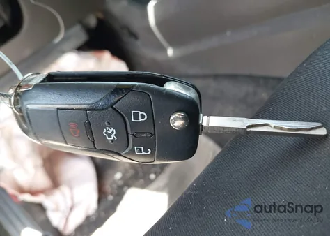 2013 Ford Fusion Se z USA, uszkodzony, nr VIN 3FA6P0H74DR131614